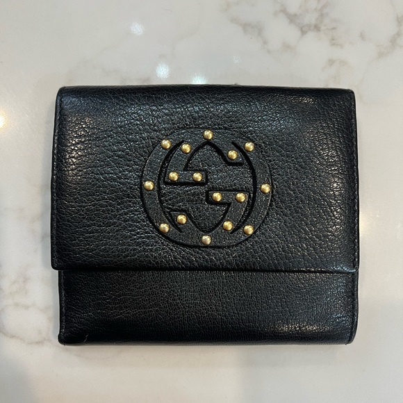 Authentic Gucci Leather Wallet - Picture 1 of 6
